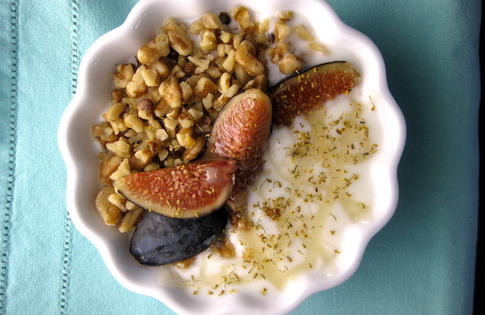 Photo of Fennel Yogurt, Figs & Walnuts