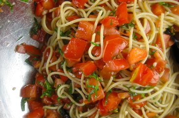 Photo of Fresh Tomato & Basil Pasta