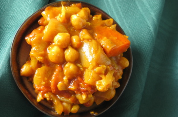 Photo of Curry Vegetables & Garbanzos