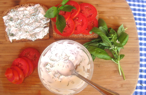 Photo of Tomato Basil Sandwich